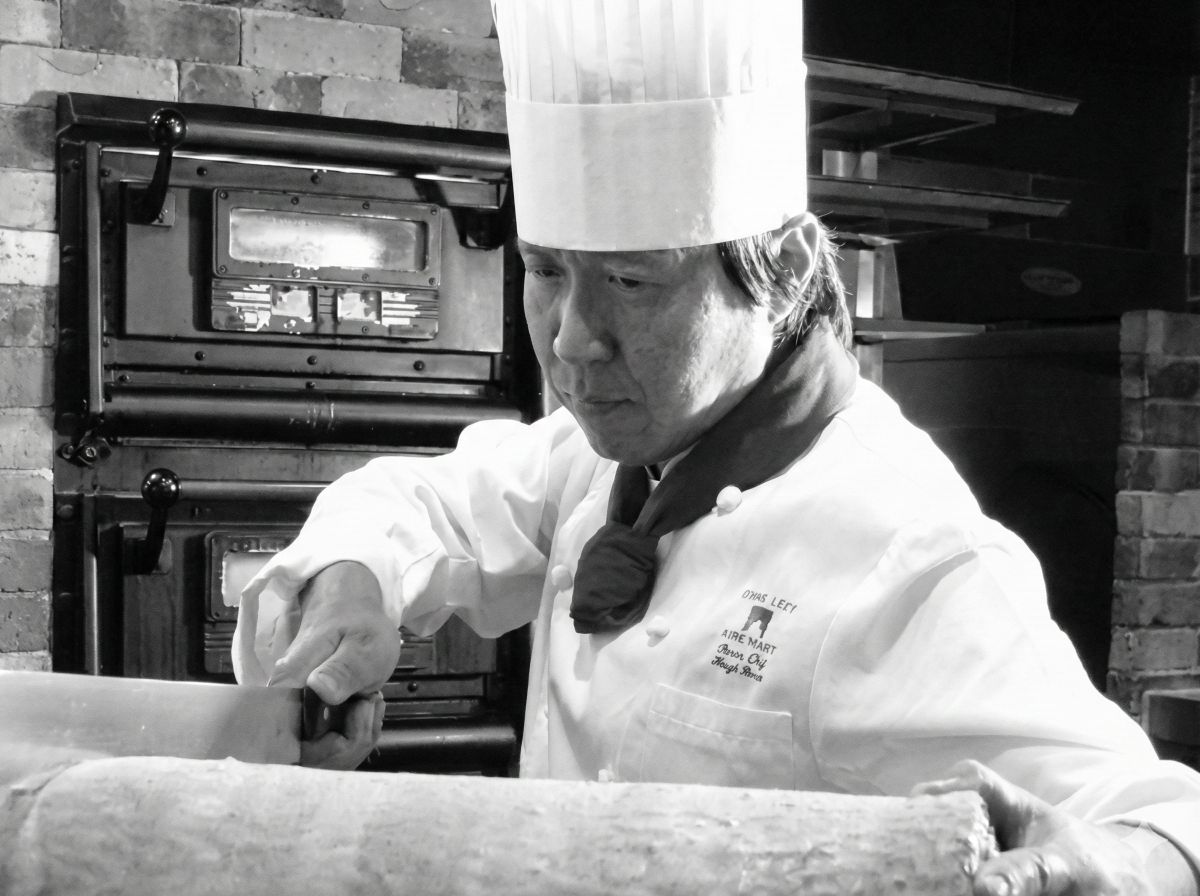 パティシエの作業風景