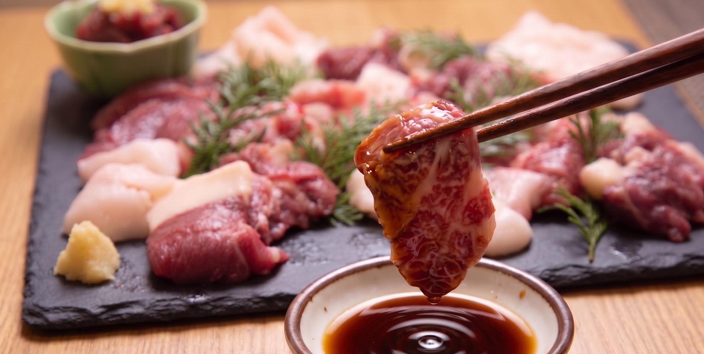 古閑牧場の馬刺し