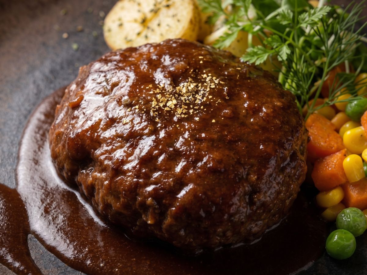 但馬牛煮込みハンバーグ